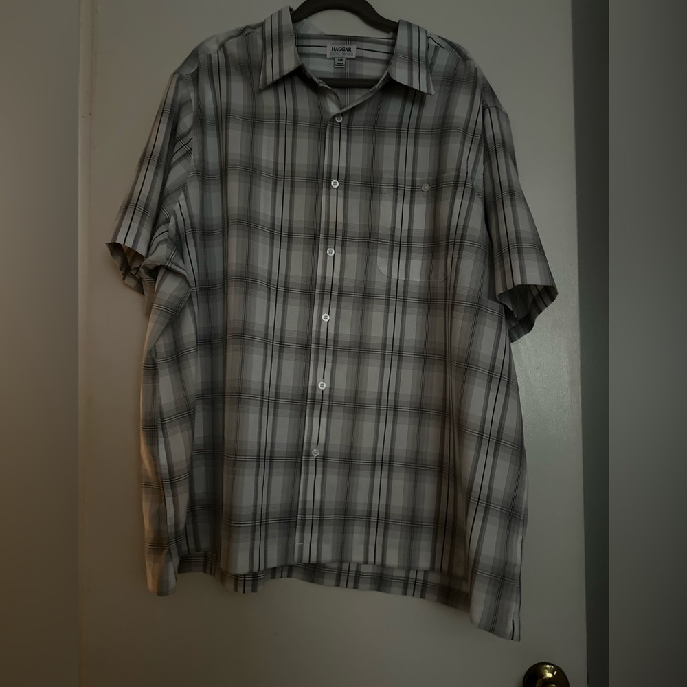 Haggar Black and White Plaid Button Down Shirt